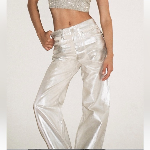 Zara Denim - Zara Silver Boyfriend Jeans size 10
